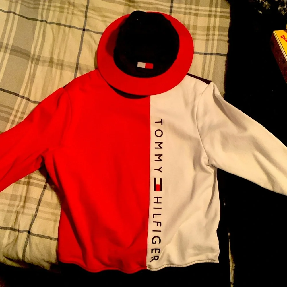 Match set - Picture 1 of 3